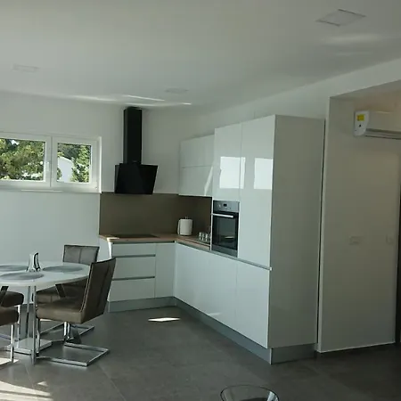 Horizon Villa *